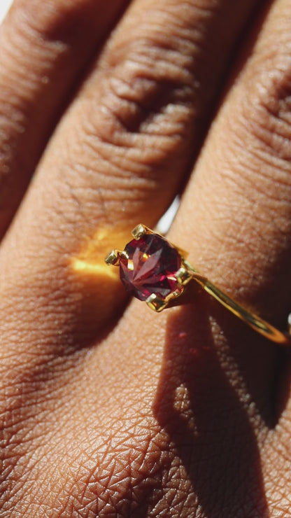 Apple Fritter (Umbalite Garnet 1.7ct)